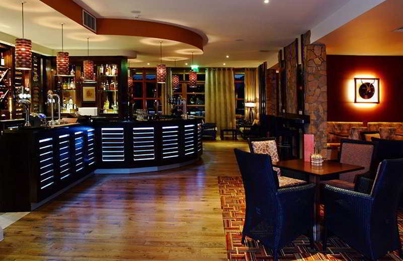 Chessington Safari Hotel Exterior photo